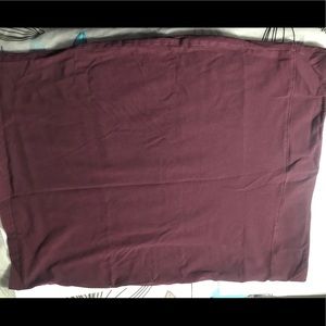 Women’s pencil skirt.